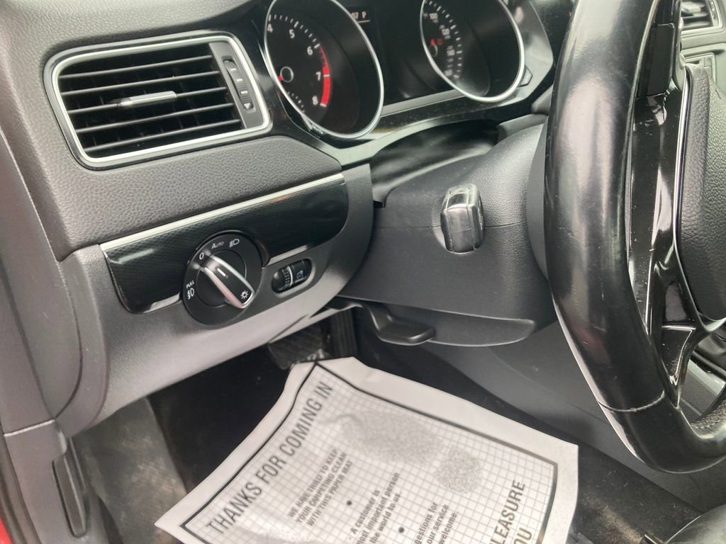 Used 2017 Volkswagen Jetta SEL image 17