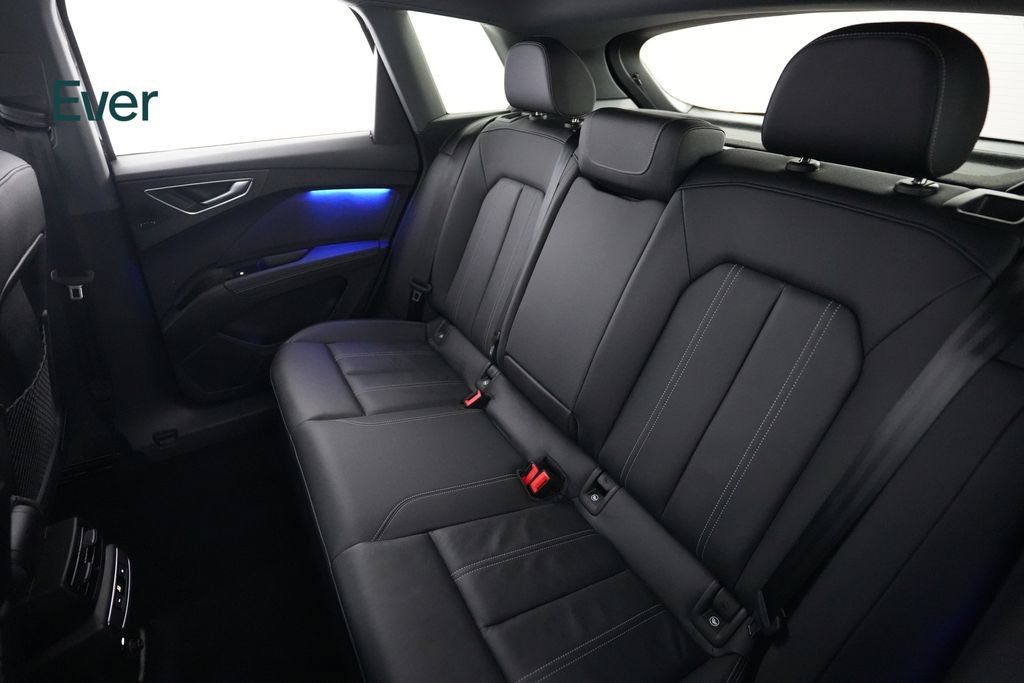 Used 2023 Audi Q4 e-tron Premium Plus w/ Premium Plus AWD/4WD image 24