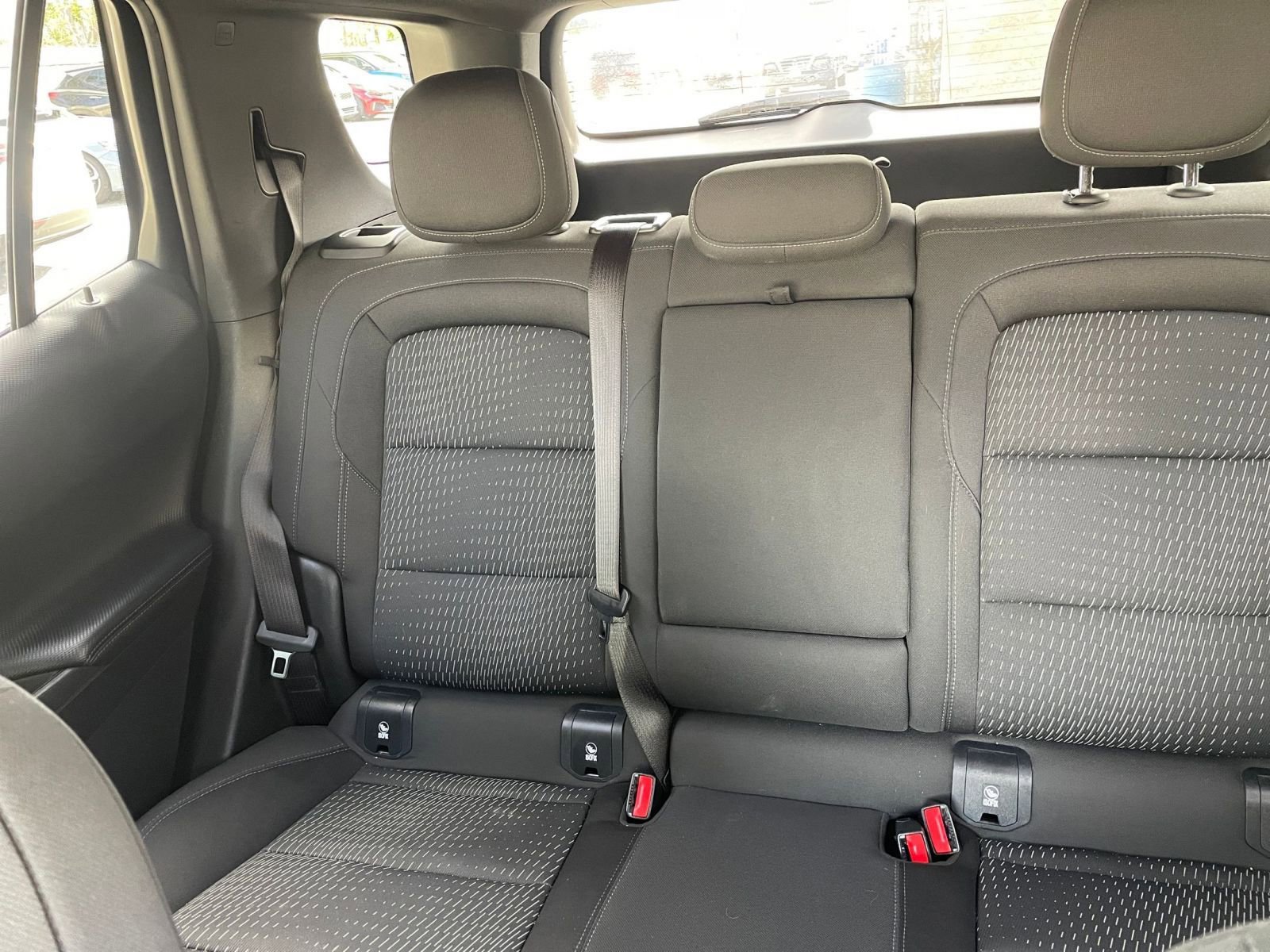 Used 2025 Chevrolet Equinox LT FWD image 39