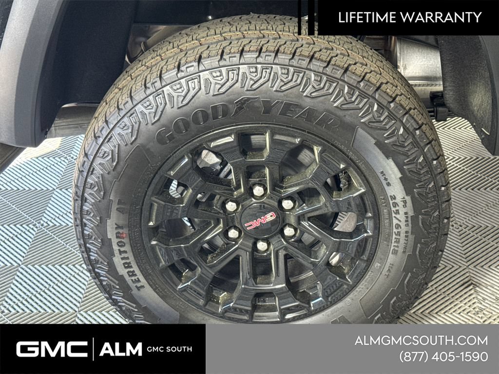 New 2026 GMC Canyon Elevation RWD image 19