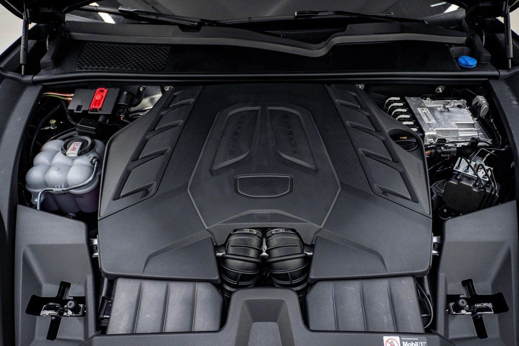 New 2026 Porsche Cayenne S image 29