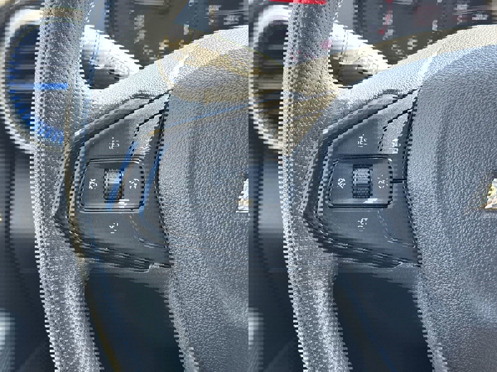 Used 2024 Chevrolet Trax LS image 19