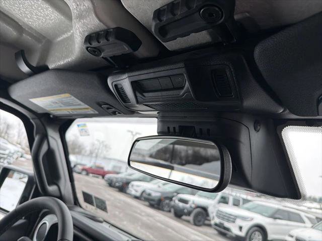 Certified 2025 Jeep Wrangler Unlimited Sahara image 21