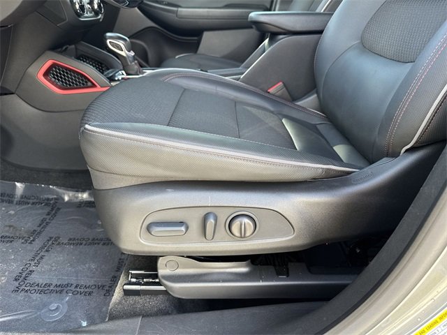 Used 2023 Chevrolet TrailBlazer RS w/ Convenience Package image 27