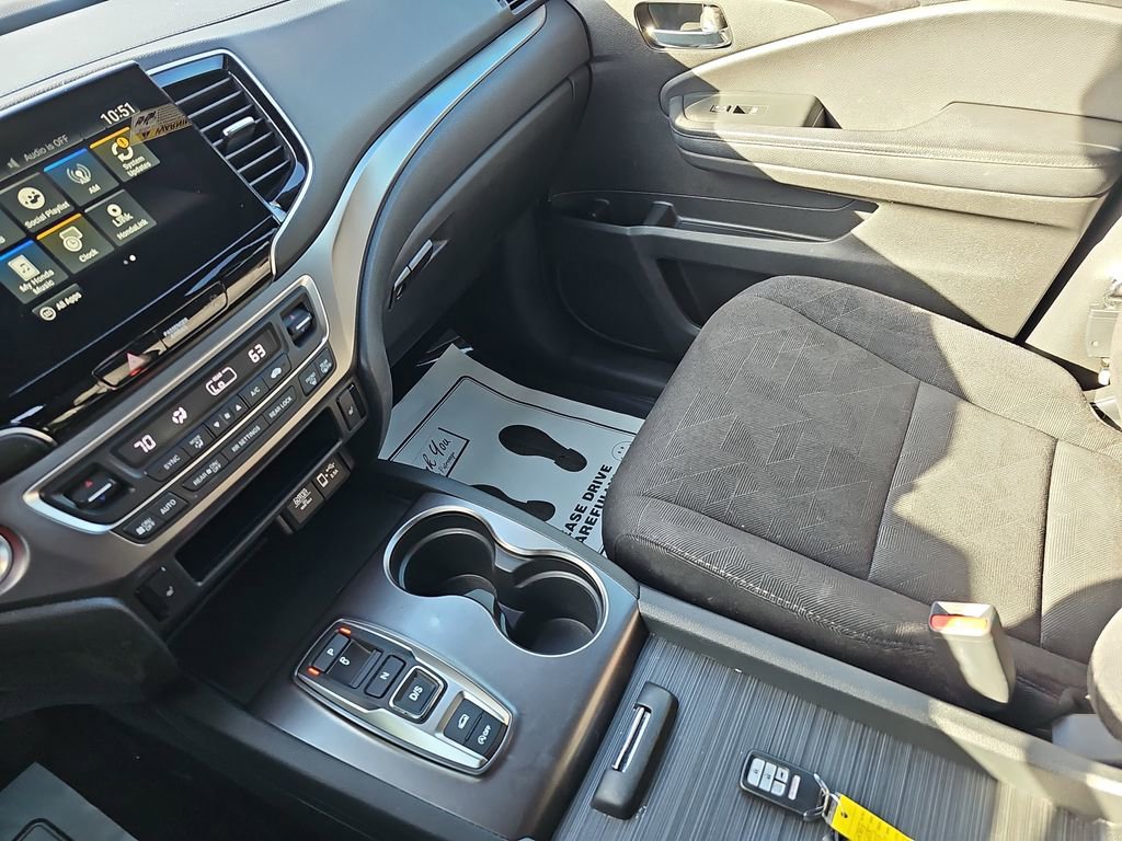 Used 2022 Honda Pilot Sport image 28