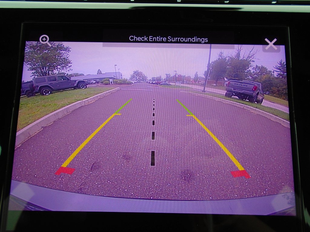 Certified 2025 Jeep Grand Cherokee L Altitude AWD/4WD image 22