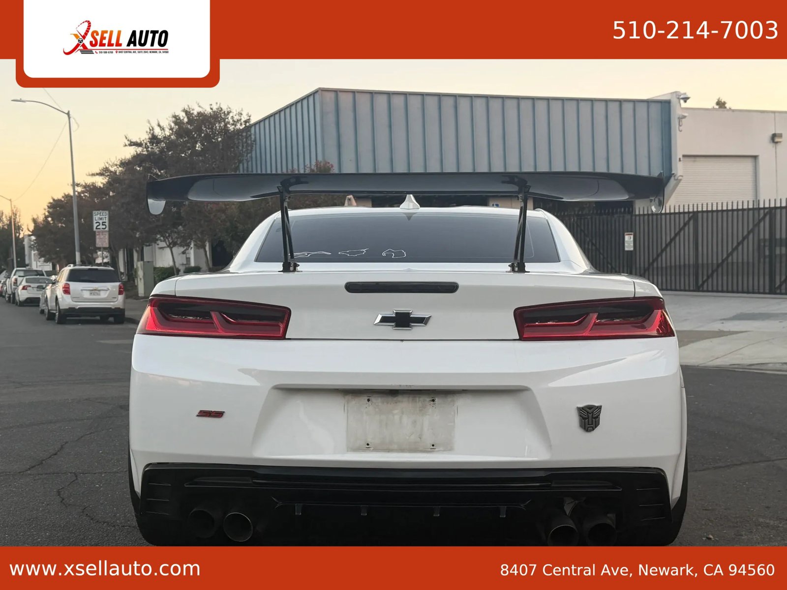 Used 2017 Chevrolet Camaro SS RWD image 5