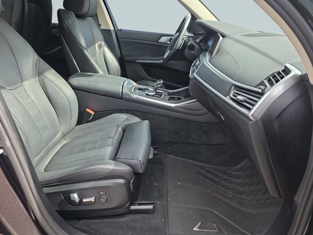 Used 2020 BMW X7 xDrive40i w/ Premium Package AWD/4WD image 40