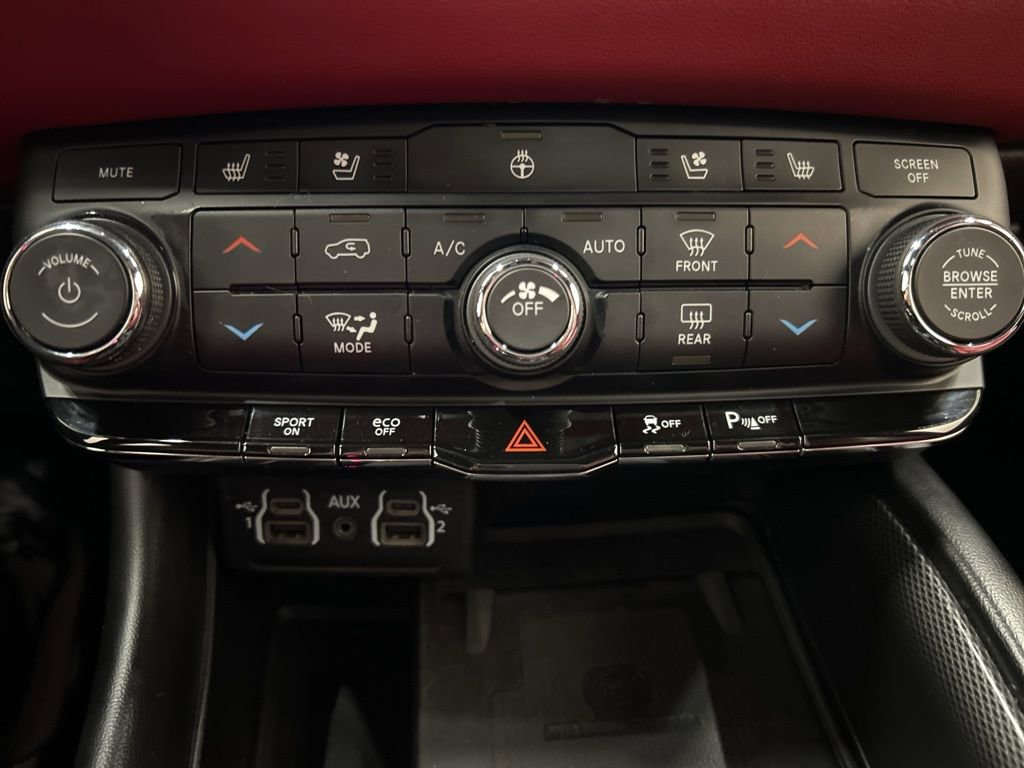 Used 2022 Dodge Durango R/T w/ Blacktop Package image 26
