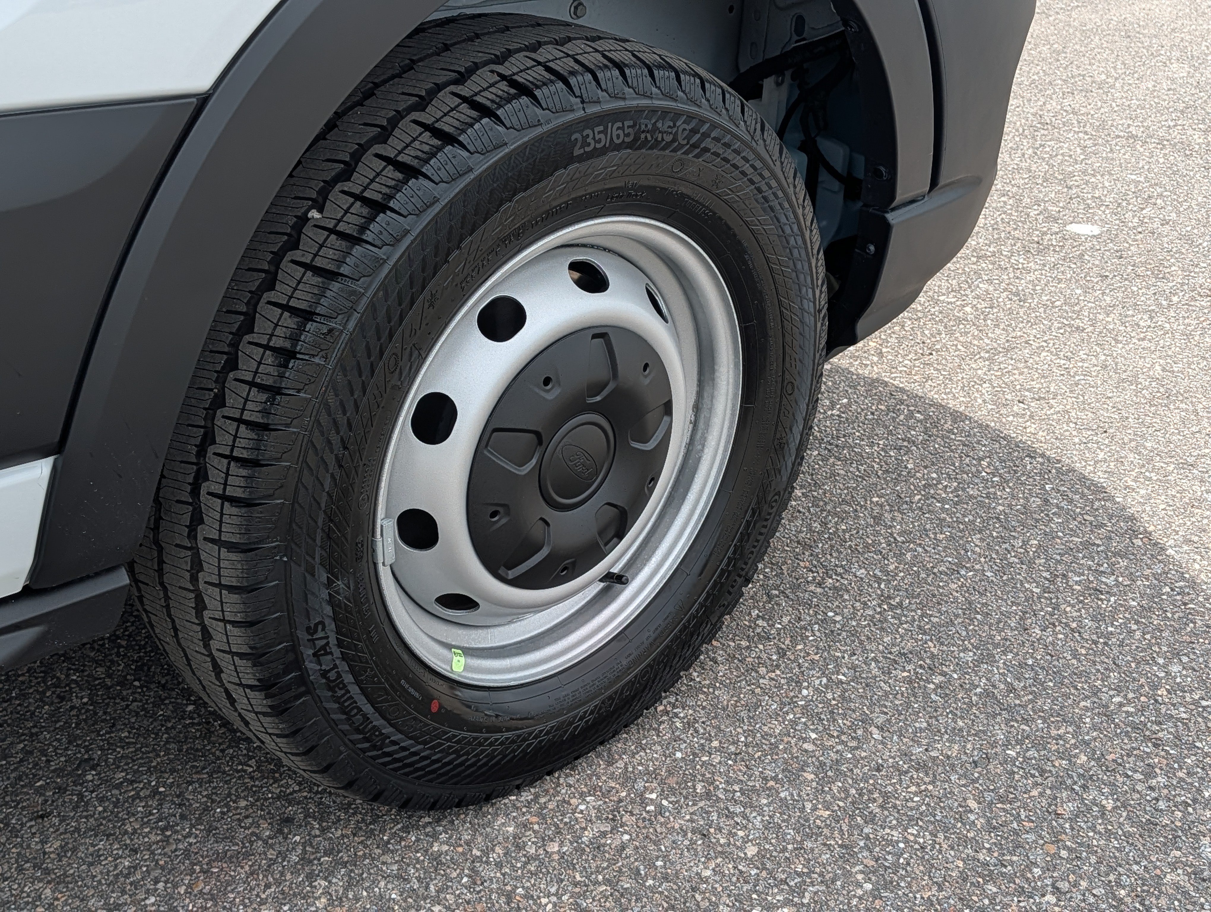 New 2026 Ford Transit 250 Low Roof RWD image 13