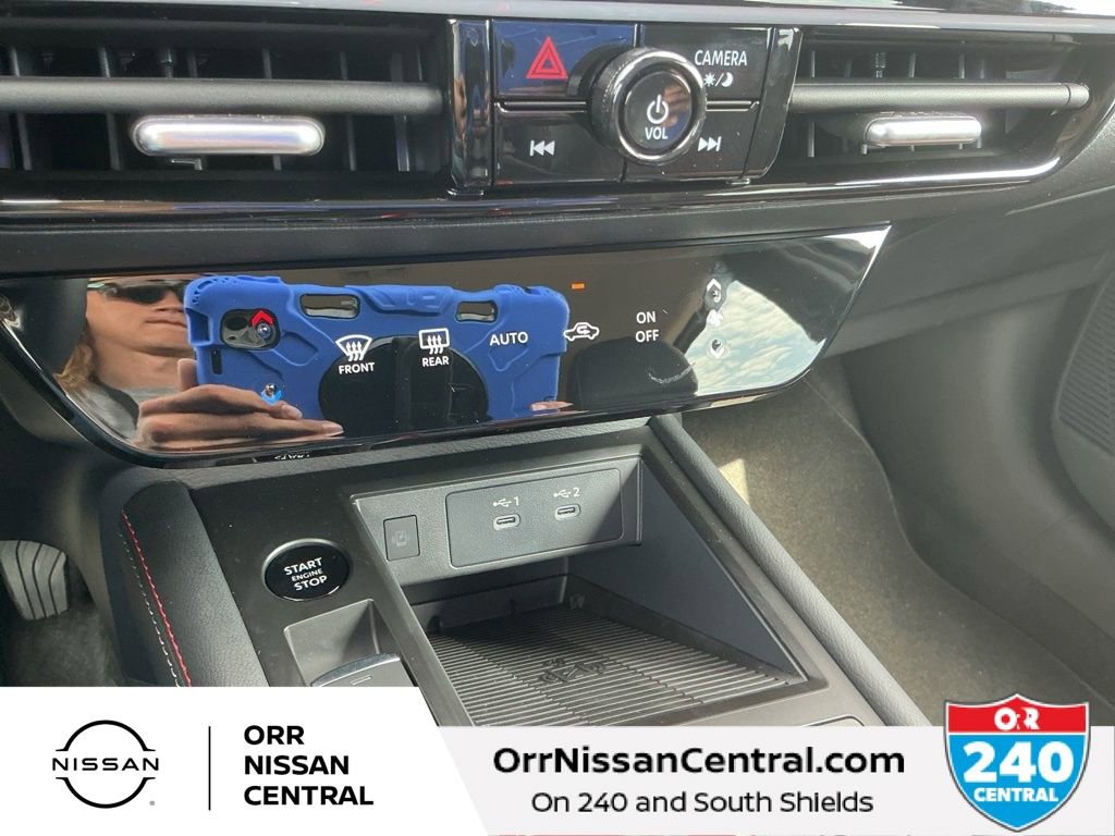 New 2025 Nissan Kicks SR FWD image 23