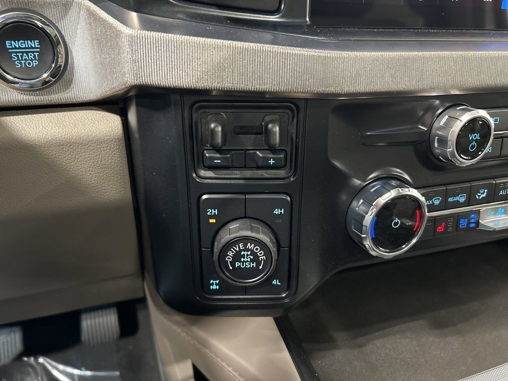 New 2026 Ford F350 Platinum image 18