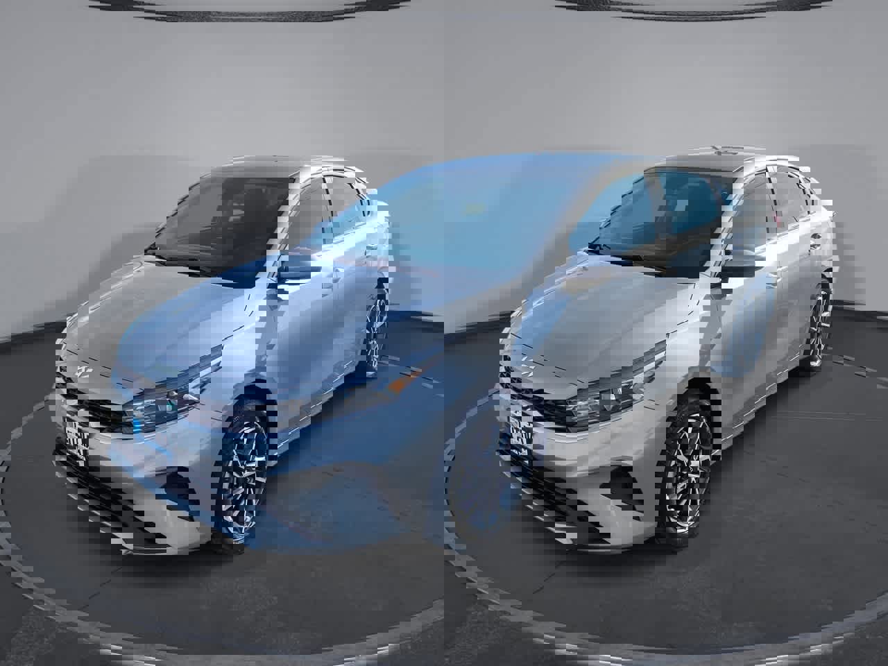 Used 2024 Kia Forte LXS image 1