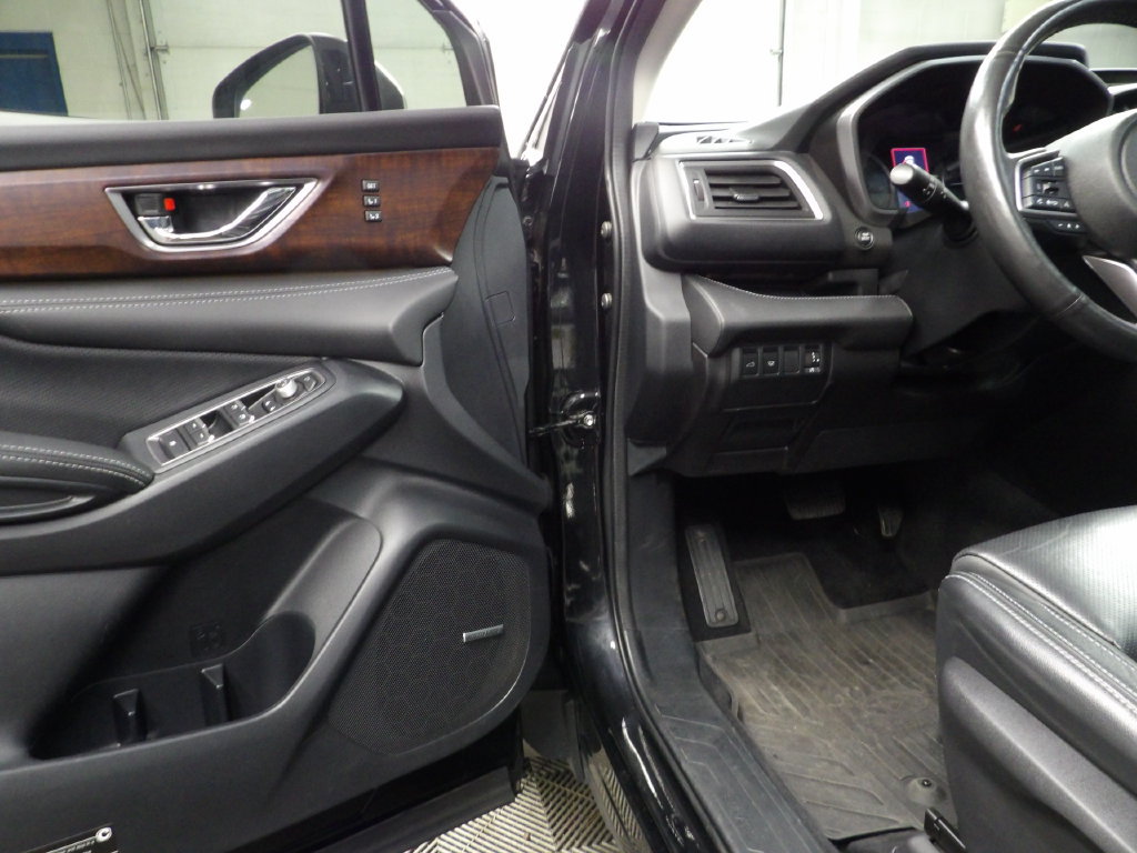 Used 2023 Subaru Ascent Touring w/ Popular Package #2A AWD/4WD image 48