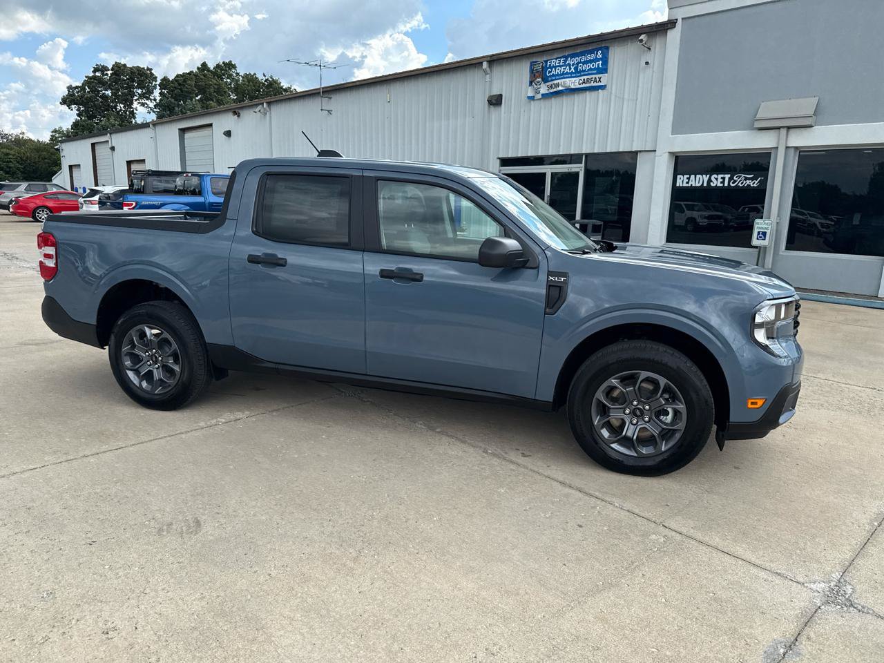 New 2026 Ford Maverick XLT w/ Equipment Group 301A AWD/4WD image 4