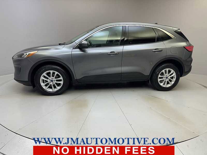 Used 2021 Ford Escape SE image 2