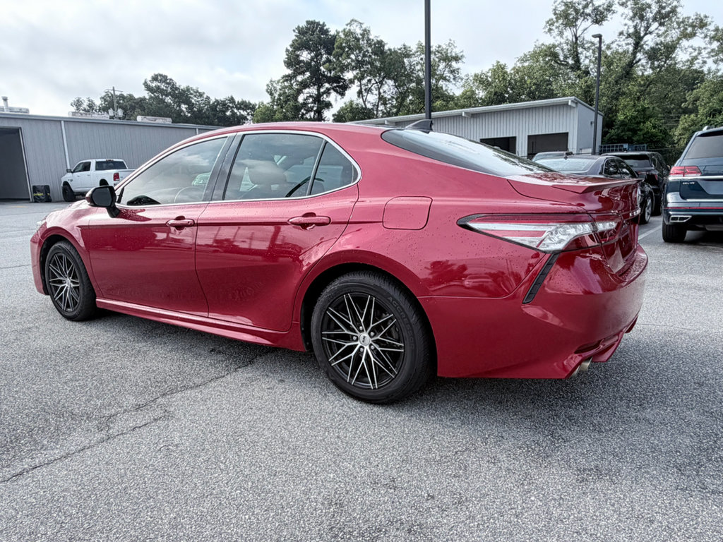 Used 2019 Toyota Camry XSE FWD image 7