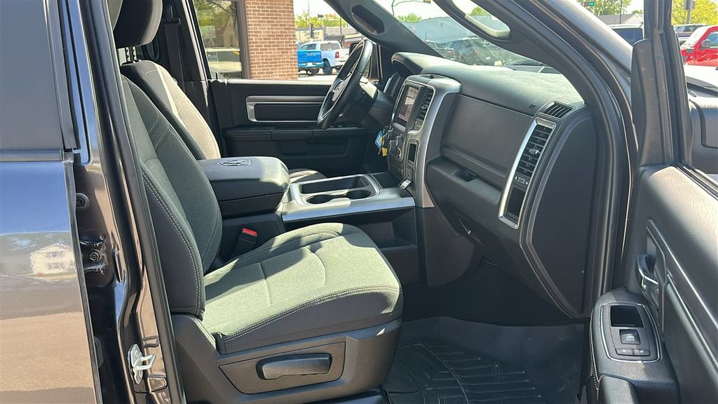 Used 2023 RAM 1500 Warlock AWD/4WD image 30