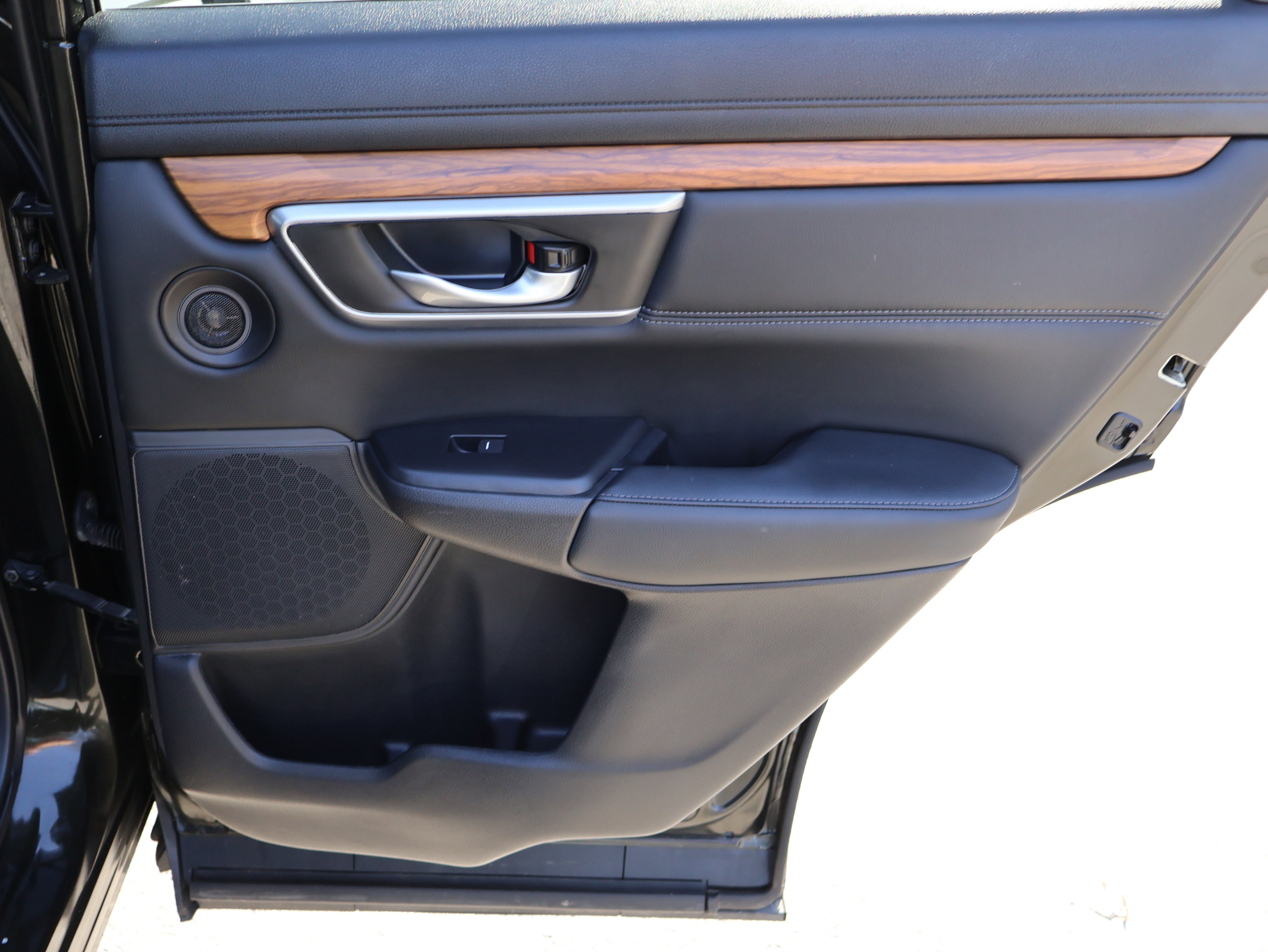 Used 2019 Honda CR-V EX-L image 11