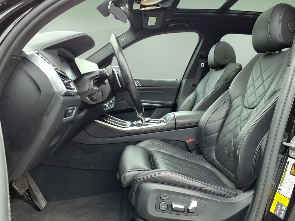 Used 2023 BMW X5 xDrive45e AWD/4WD image 2