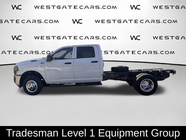 New 2026 RAM 3500 Tradesman w/ Chrome Appearance Group A AWD/4WD image 4