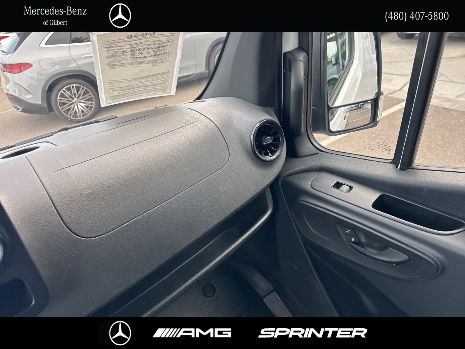 Used 2025 Mercedes-Benz Sprinter 2500 image 27