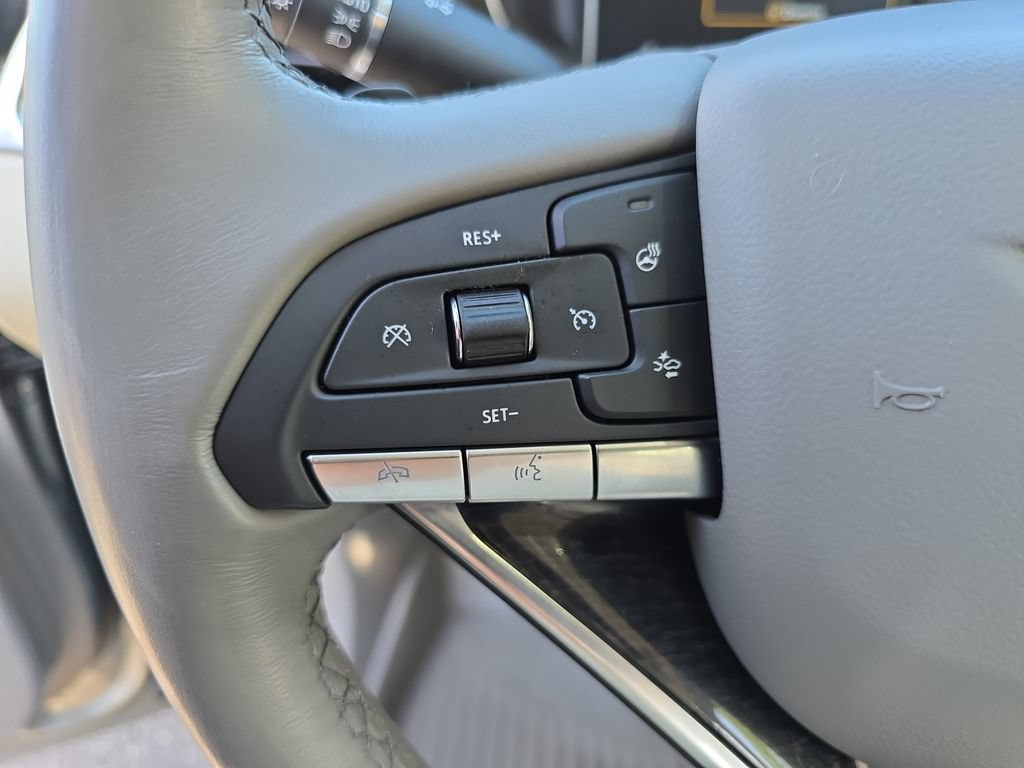 Certified 2024 Cadillac XT6 Premium Luxury w/ LPO, Floor Liner Package AWD/4WD image 18