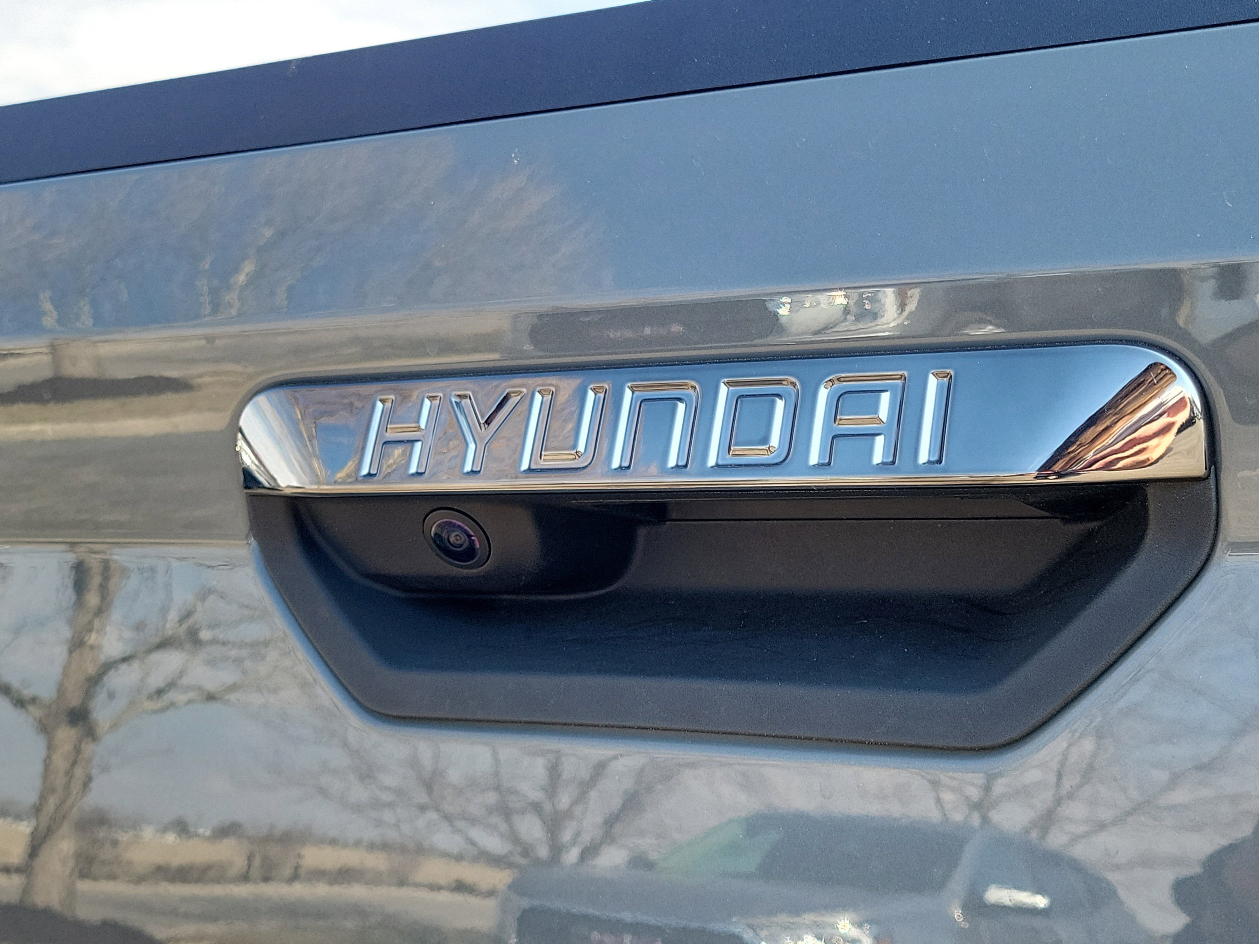 Used 2023 Hyundai Santa Cruz Night w/ Cargo Package image 6