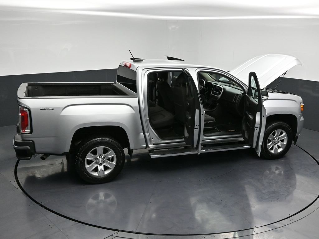 Used 2016 GMC Canyon SLE image 30