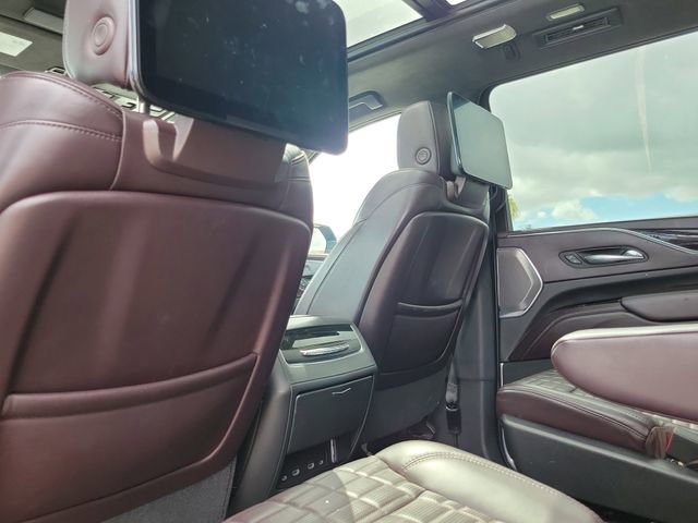 Used 2021 Cadillac Escalade ESV Sport Platinum image 10