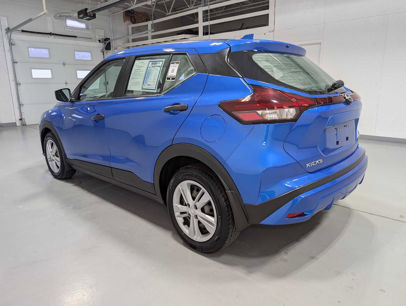Used 2023 Nissan Kicks S image 10