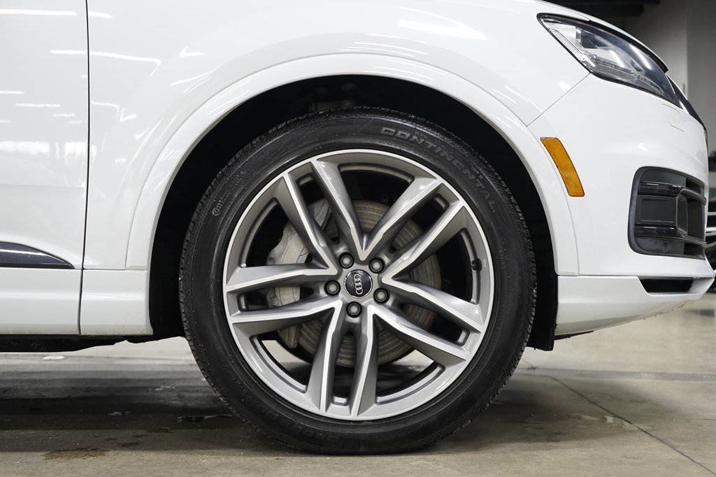 Used 2017 Audi Q7 3.0T Prestige w/ Prestige Package AWD/4WD image 40