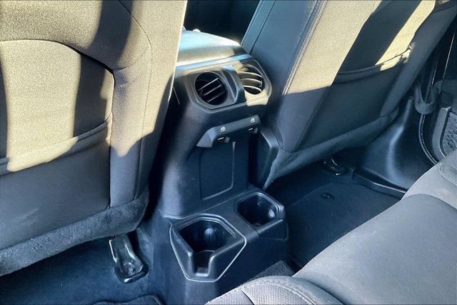 Used 2022 Jeep Gladiator Sport AWD/4WD image 11