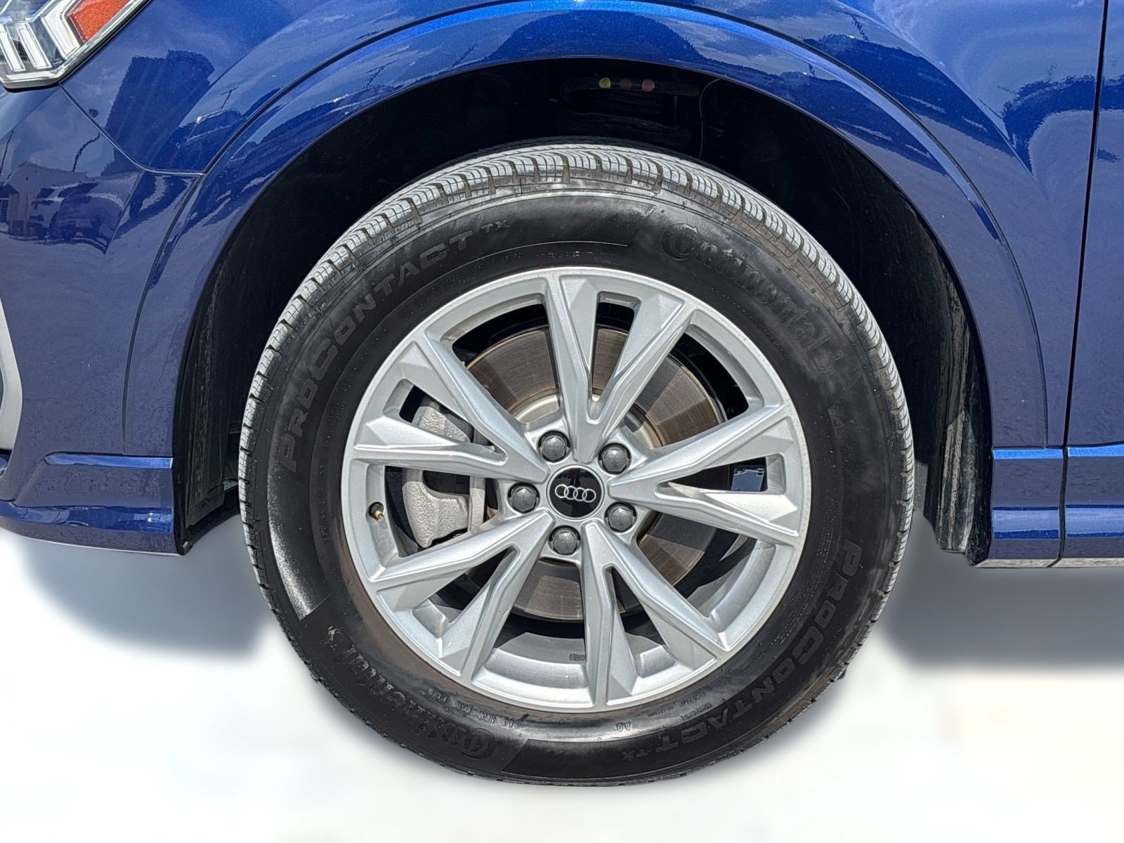 Certified 2025 Audi Q3 2.0T Premium w/ Convenience Package AWD/4WD image 13