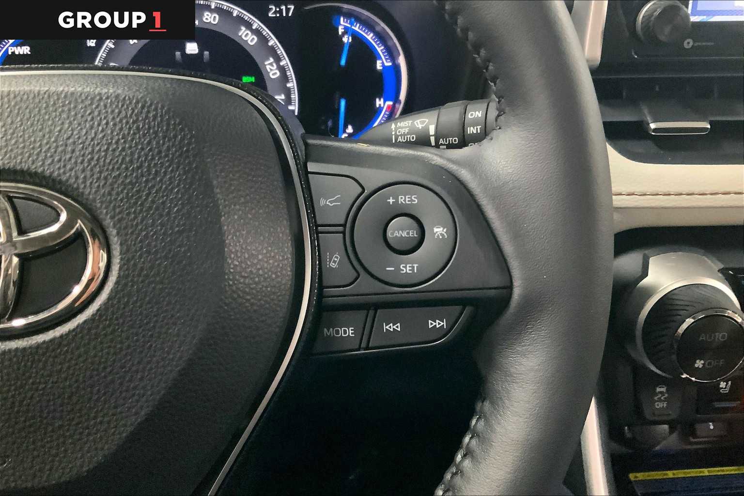 Used 2021 Toyota RAV4 Limited image 24