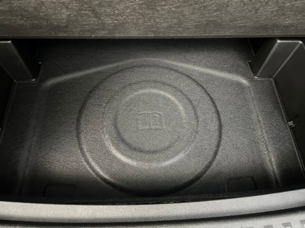 Used 2026 Chevrolet Equinox LT FWD image 32