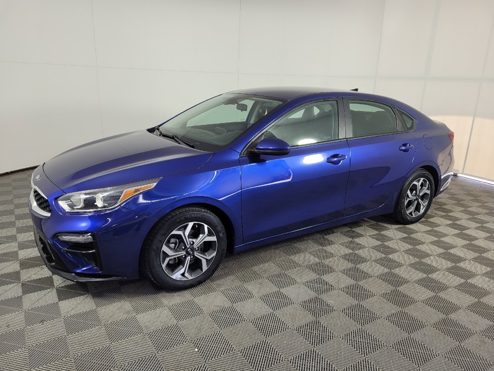 Used 2020 Kia Forte LXS FWD image 2