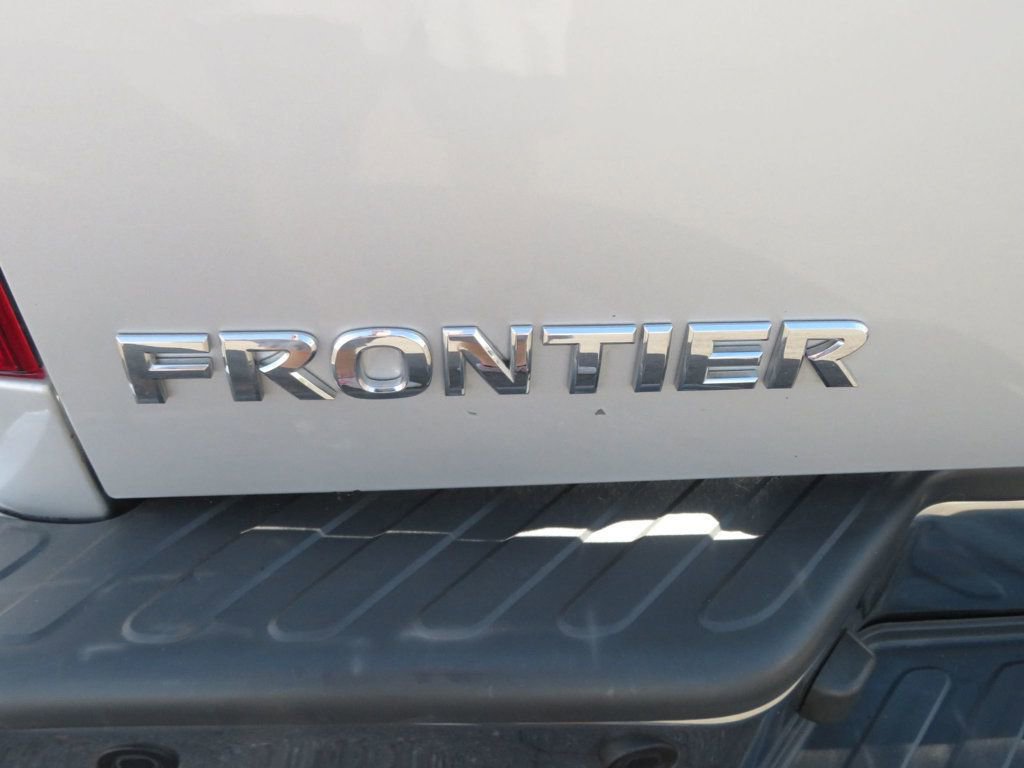 Used 2013 Nissan Frontier SV w/ SV Value Truck Pkg image 14