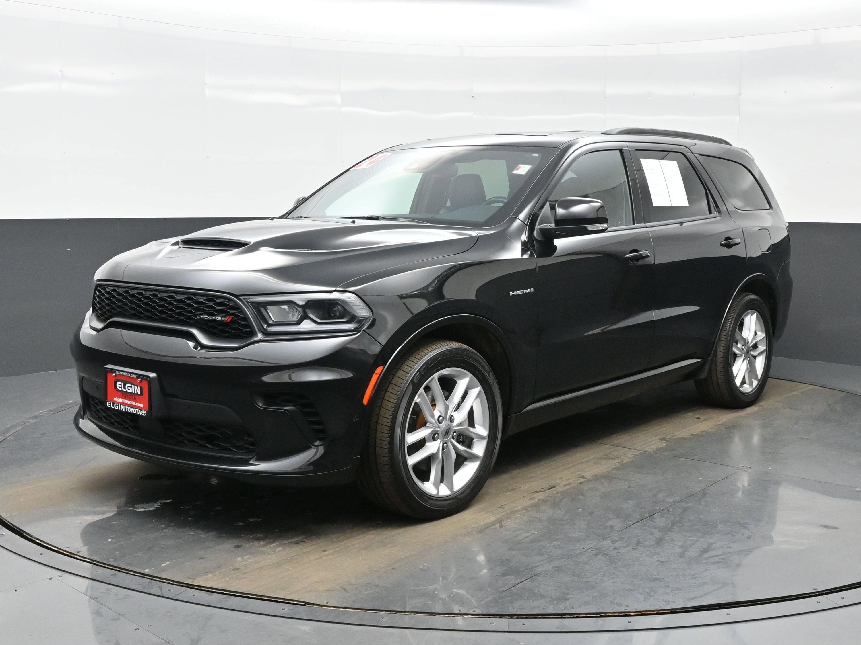 Used 2024 Dodge Durango R/T AWD/4WD image 2