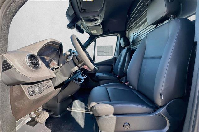 New 2026 Mercedes-Benz Sprinter 2500 image 18