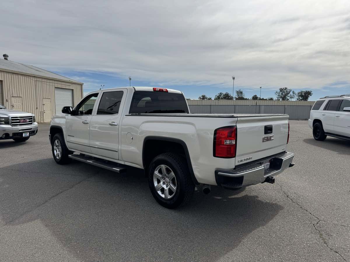 Used 2015 GMC Sierra 1500 SLT w/ Suspension Package, Off-Road image 7