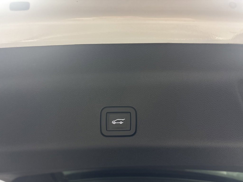 Used 2024 Chevrolet Tahoe RST image 6