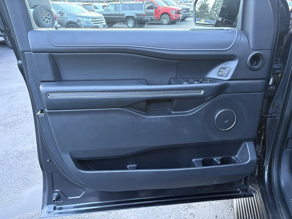 Certified 2024 Ford Expedition XLT image 14