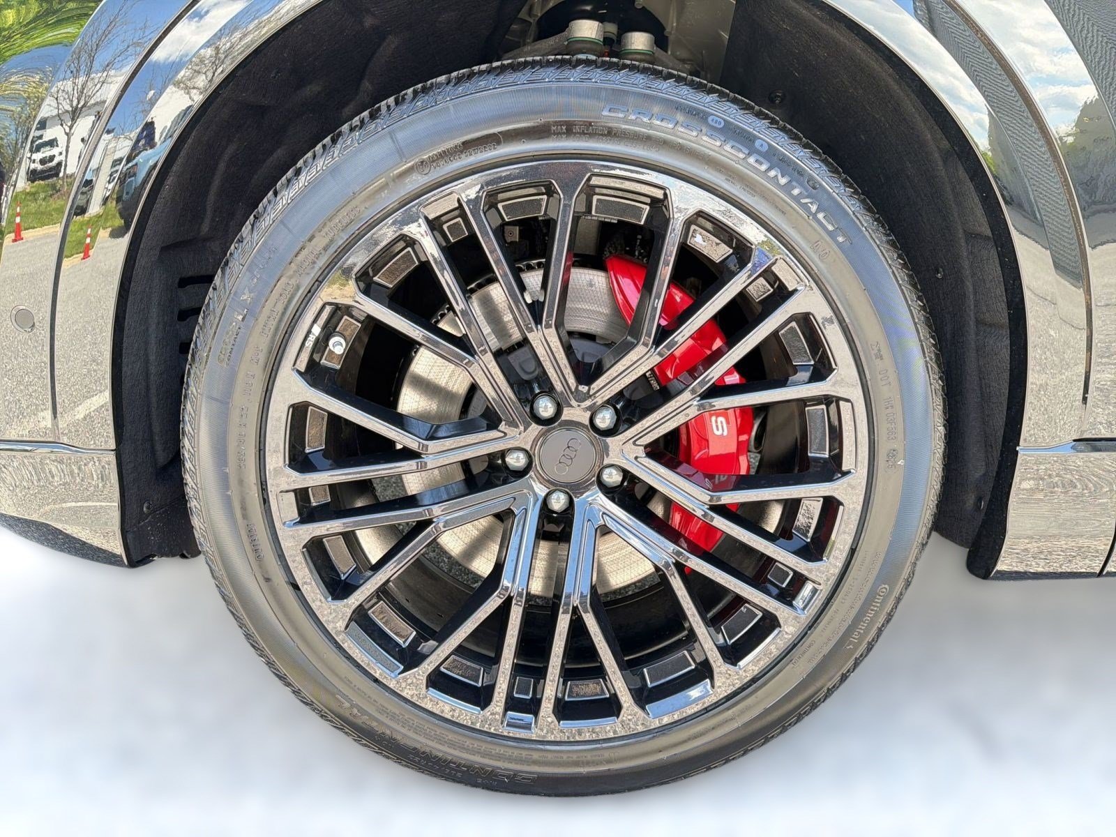 New 2026 Audi SQ8 Prestige AWD/4WD image 12