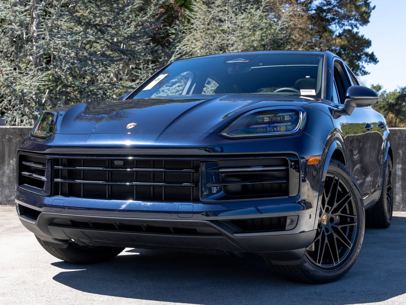 New 2026 Porsche Cayenne Coupe AWD/4WD image 7