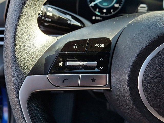 Used 2024 Hyundai Elantra SEL image 21