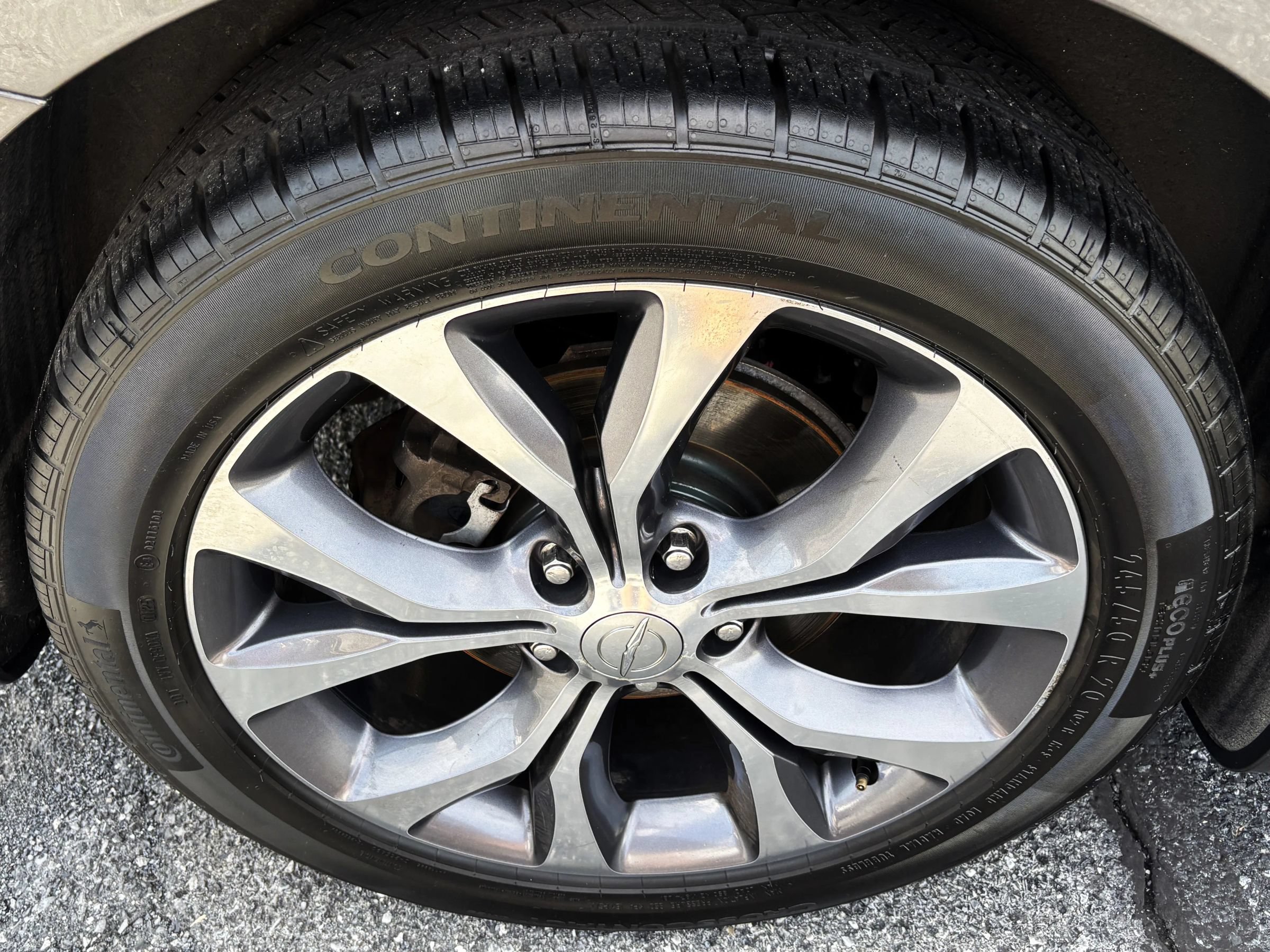 Used 2018 Chrysler Pacifica Limited w/ Advanced Safetytec Group FWD image 8