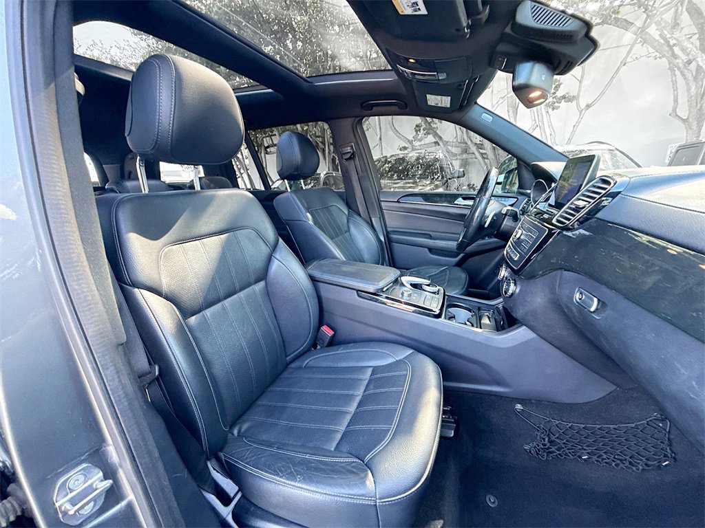Used 2018 Mercedes-Benz GLS 450 4MATIC w/ Premium Package image 33