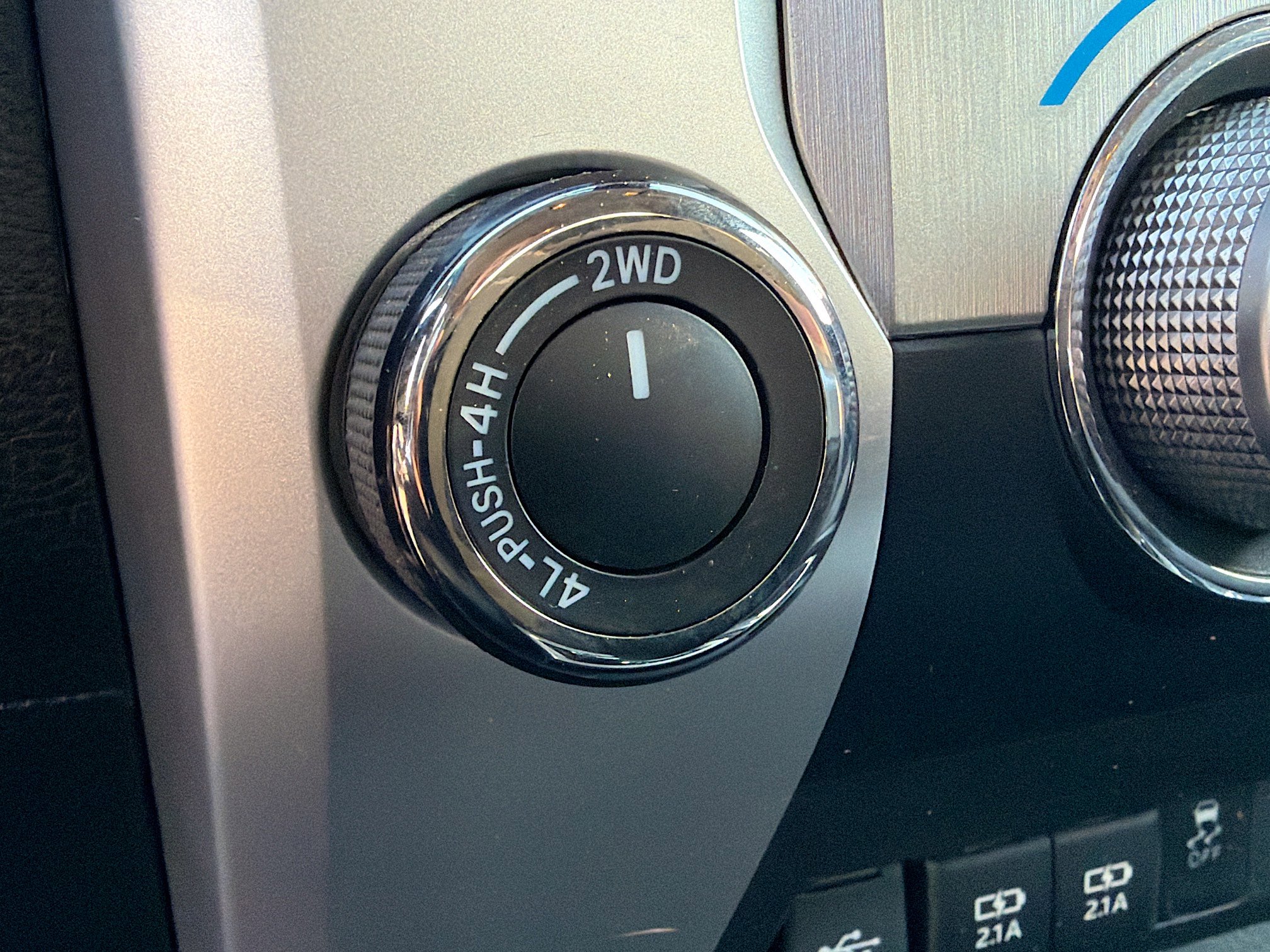 Used 2020 Toyota Tundra SR5 w/ TRD Off-Road Package image 28