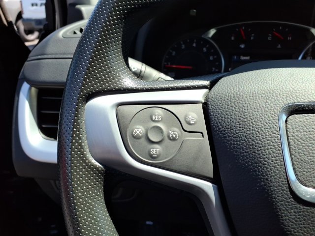 Used 2024 GMC Terrain SLE FWD image 19